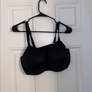 TORRID BLACK PLUNGE BRA SIZE 40DD